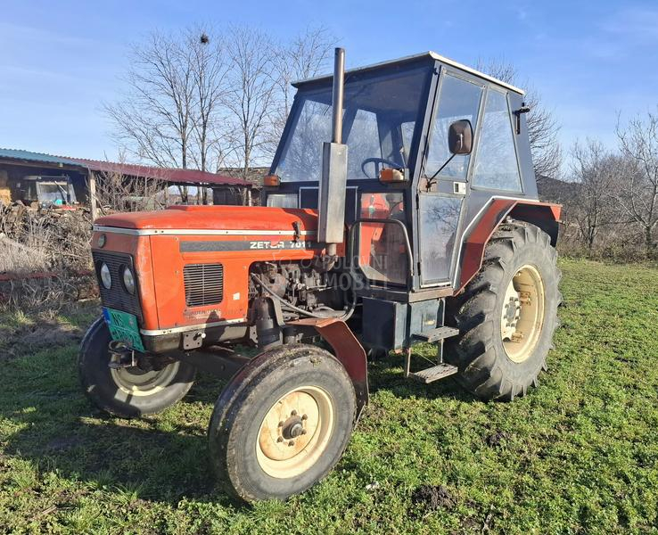 Zetor 7011