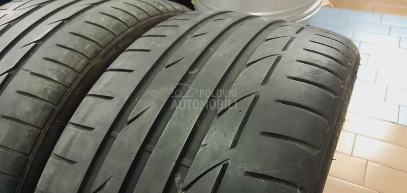 Bridgestone 255/35 R19 Letnja