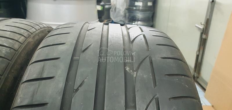 Bridgestone 255/35 R19 Letnja