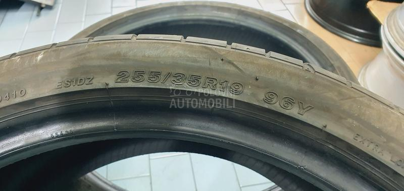 Bridgestone 255/35 R19 Letnja