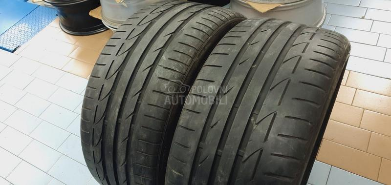 Bridgestone 255/35 R19 Letnja