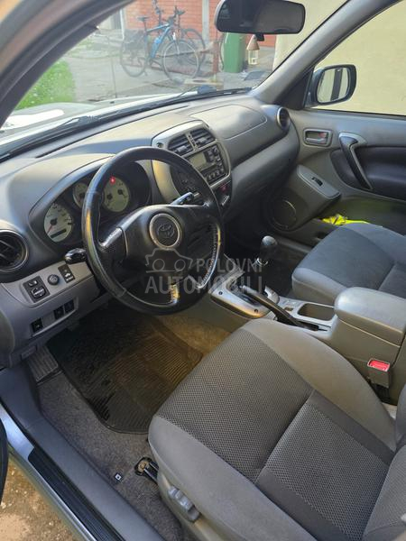 Toyota RAV 4 2.0 D-4D