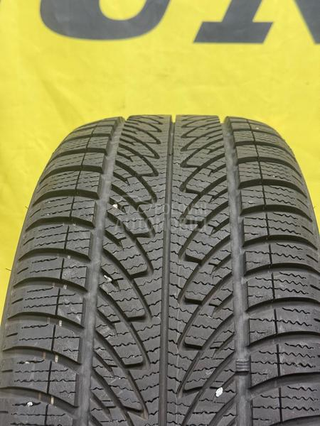 Goodyear 225/40 R18 Zimska