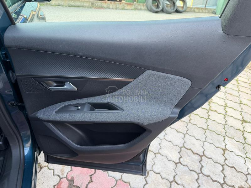 Peugeot 3008 1.5 BlueHDi