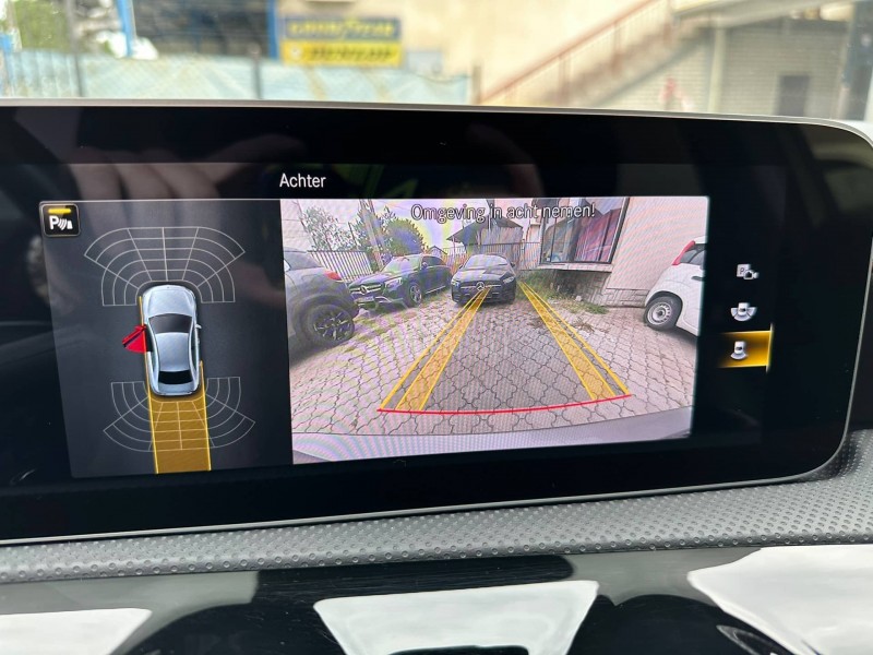 Mercedes Benz A 180 d AMG