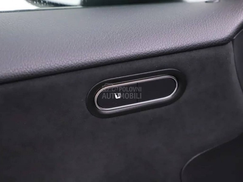 Mercedes Benz A 180 d AMG