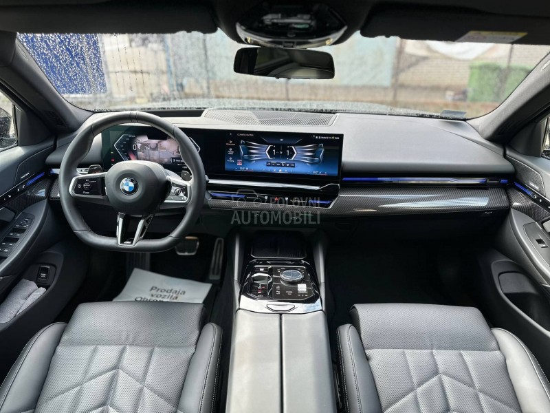 BMW 520 M ProPano Iconic HK