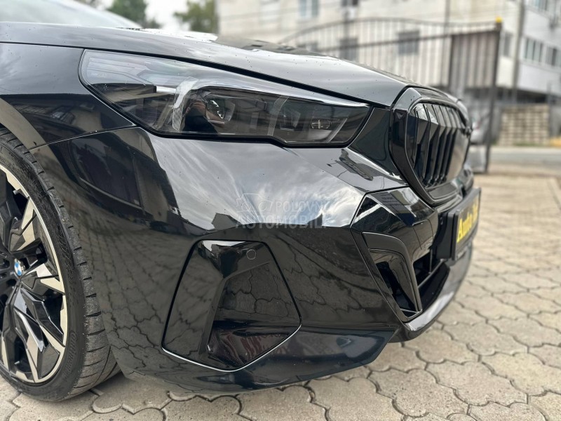 BMW 520 M ProPano Iconic HK