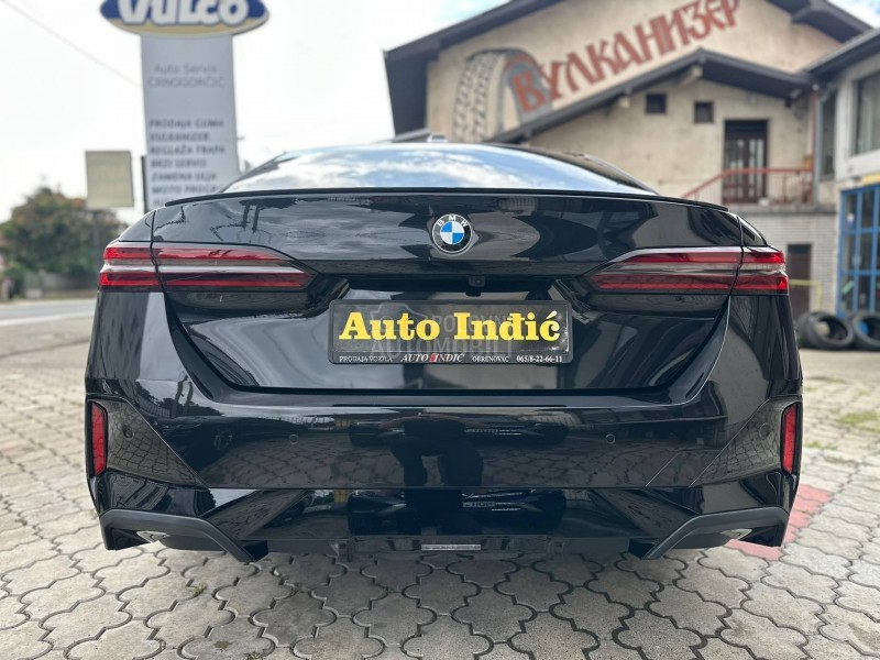 BMW 520 M ProPano Iconic HK