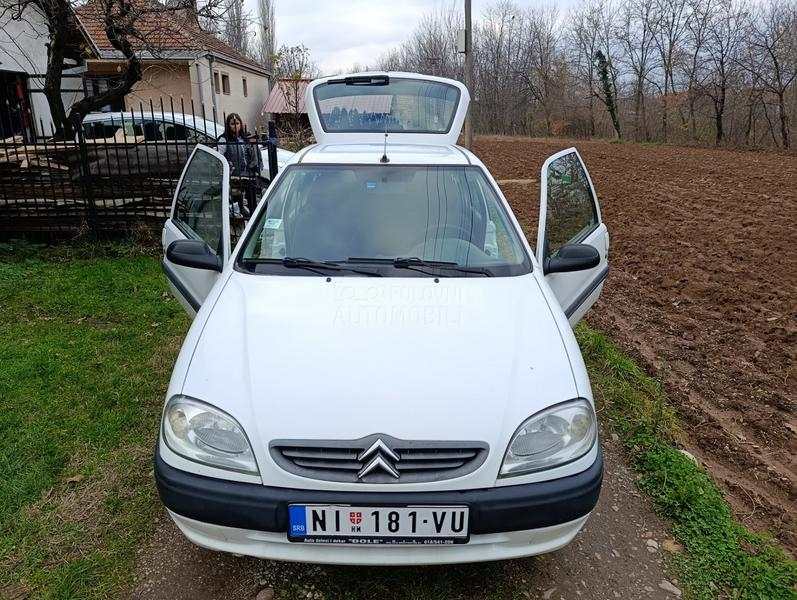 Citroen Saxo 