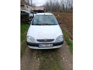 Citroen Saxo 