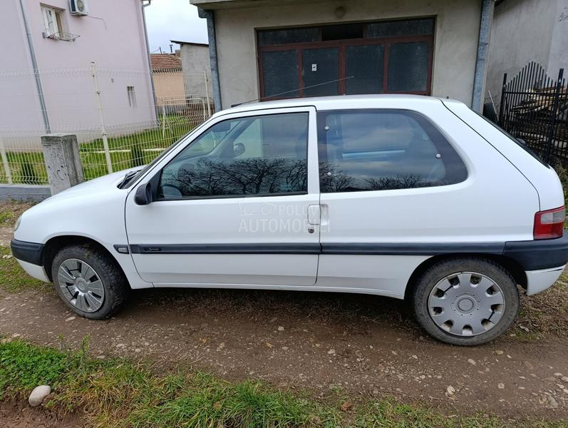 Citroen Saxo 
