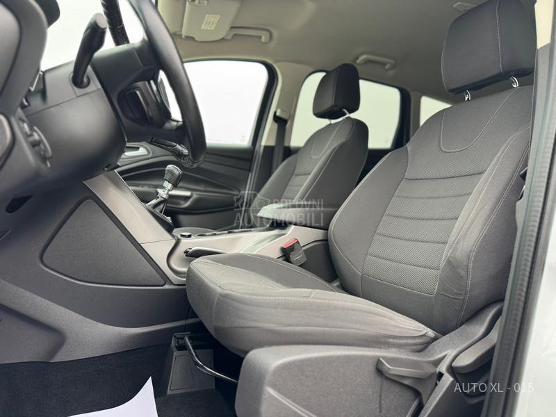 Ford Kuga 2.0 TDCI / 4x4 / NOV