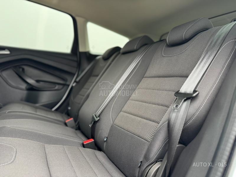 Ford Kuga 2.0 TDCI / 4x4 / NOV