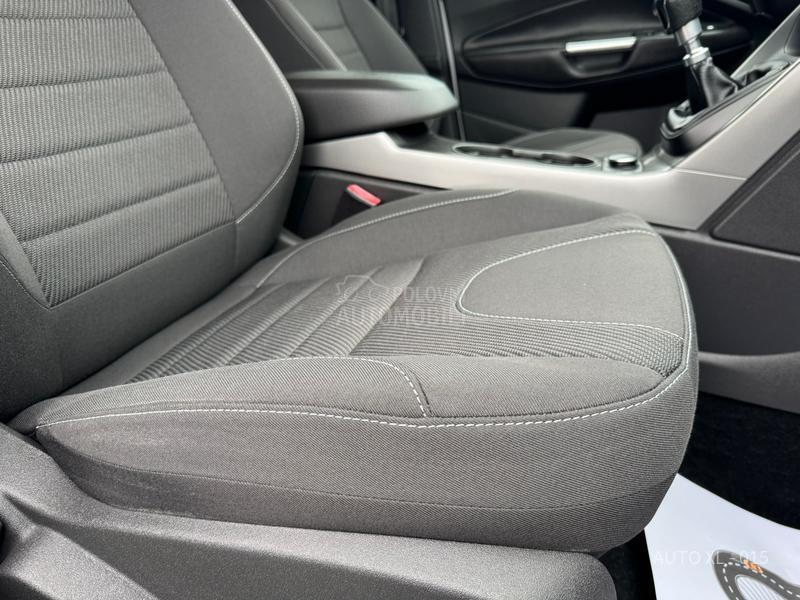 Ford Kuga 2.0 TDCI / 4x4 / NOV