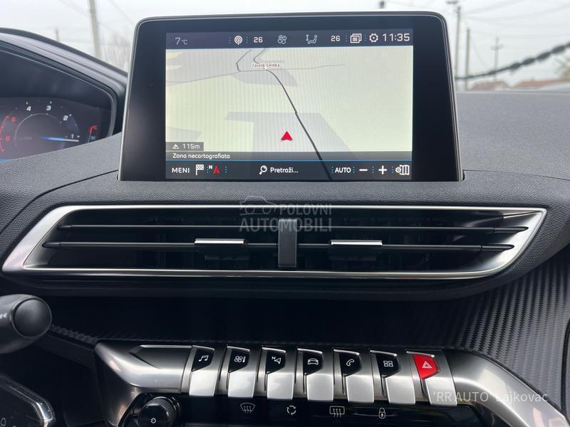 Peugeot 3008 1.6 HDI ALLURE