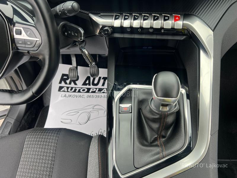 Peugeot 3008 1.6 HDI ALLURE