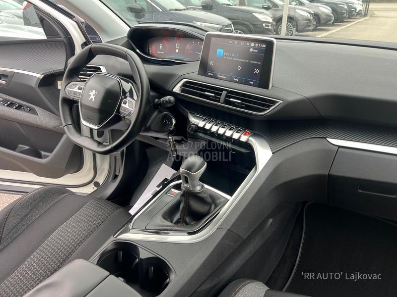 Peugeot 3008 1.6 HDI ALLURE