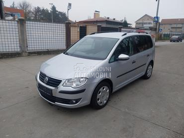 Volkswagen Touran 1.4 b/cng