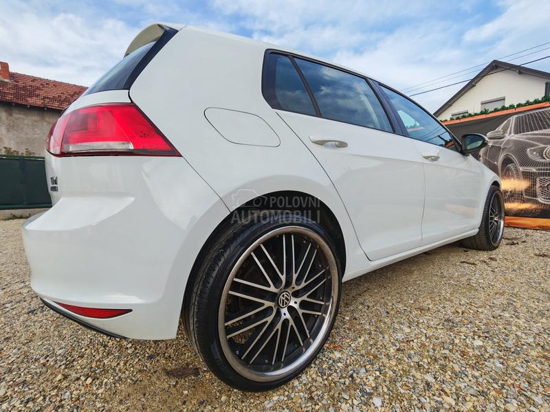 Volkswagen Golf 7 TRENDLINE