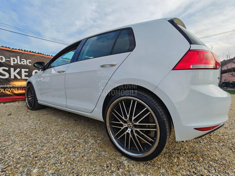 Volkswagen Golf 7 TRENDLINE