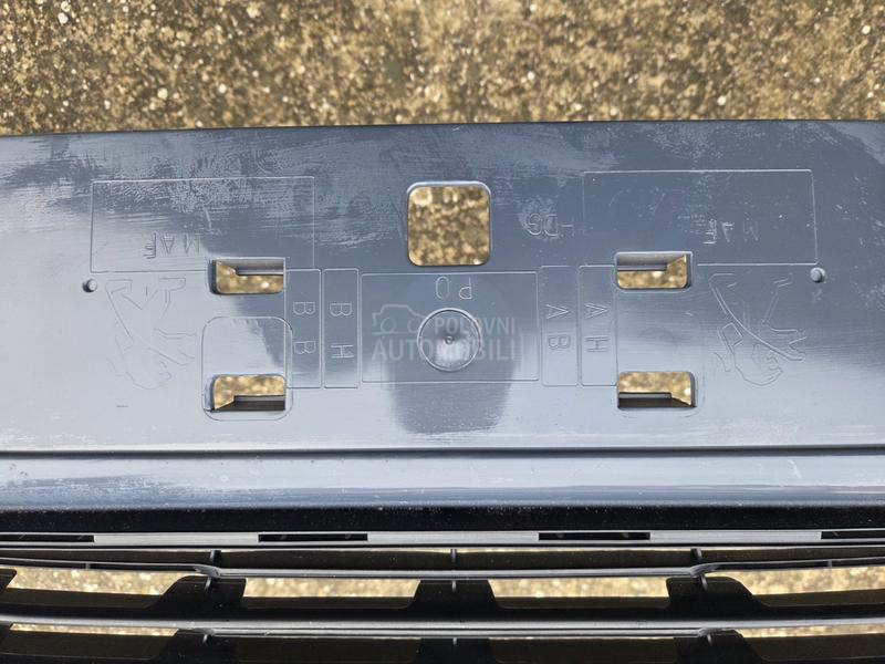 Original prednji branik