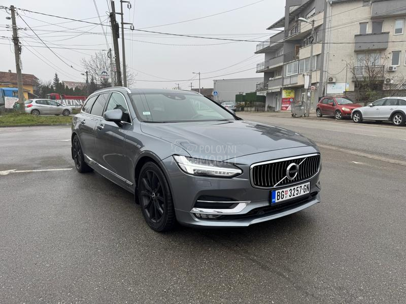Volvo V90 
