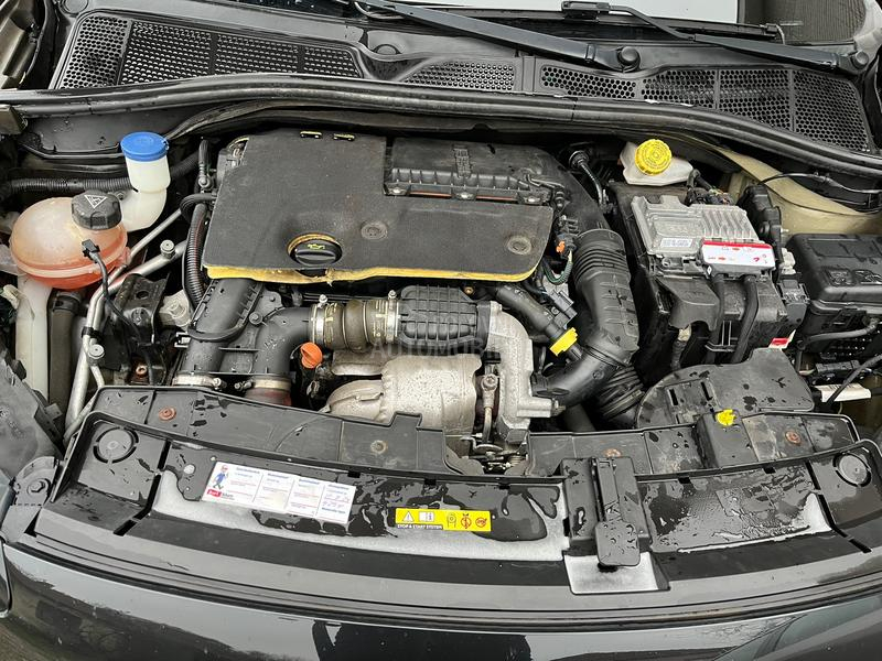 Citroen C4 Cactus 1.6 HDI NOV