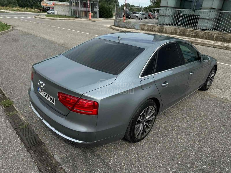 Audi A8 4,2 TDI long Qwatro