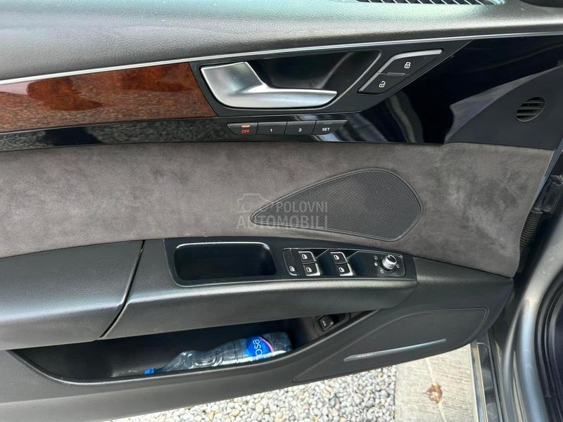 Audi A8 4,2 TDI long Qwatro