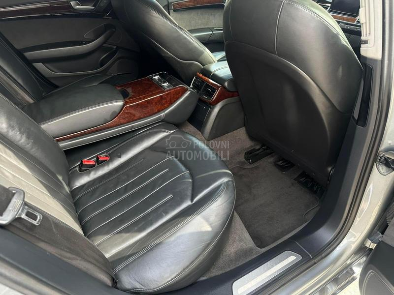 Audi A8 4,2 TDI long Qwatro