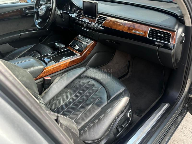 Audi A8 4,2 TDI long Qwatro