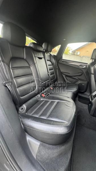 Porsche Macan S 3.0d  S.W.i.S.S