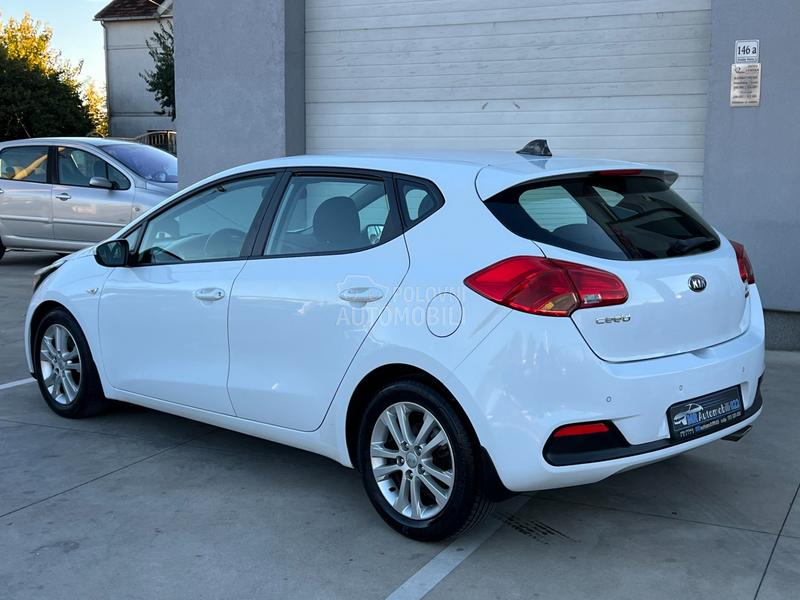Kia cee`d 1.4CRDi LX URBAN