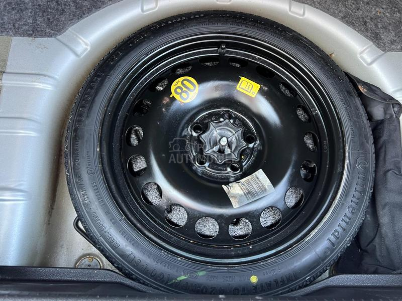 Opel Astra J 1.6b ENJOY