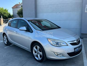 Opel Astra J 1.6b ENJOY