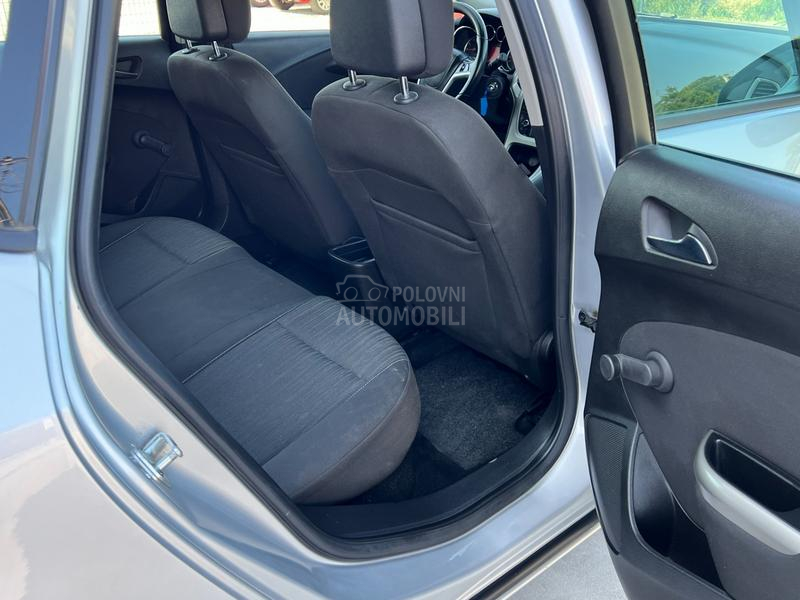 Opel Astra J 1.6b ENJOY