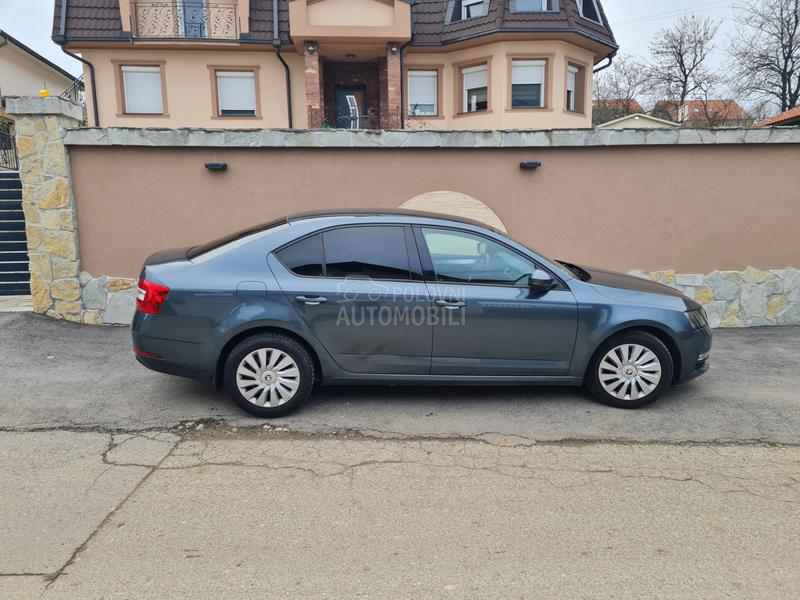 Škoda Octavia A71.6TDI AMBITION
