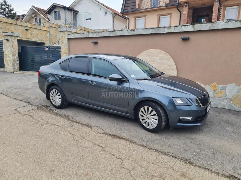 Škoda Octavia A71.6TDI AMBITION