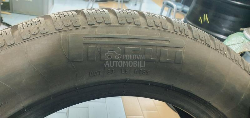 Pirelli 215/60 R17 Zimska
