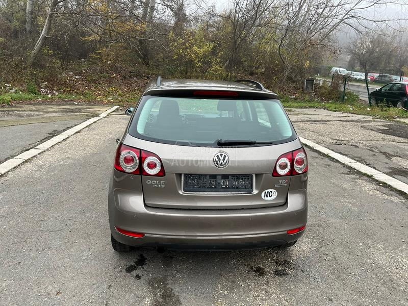 Volkswagen Golf Plus 1.6 TDI DSG NOV