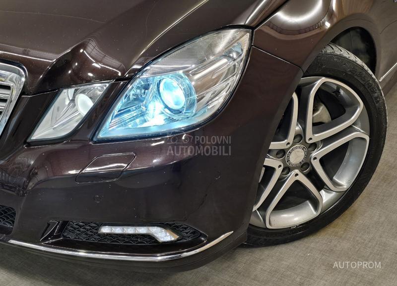 Mercedes Benz E 220 cdi ELEGANCE