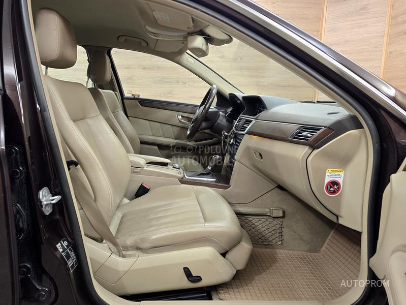 Mercedes Benz E 220 cdi ELEGANCE