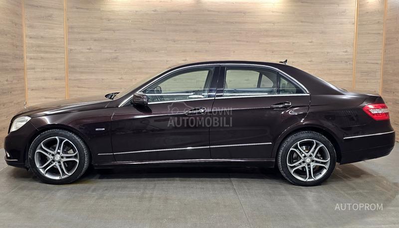 Mercedes Benz E 220 cdi ELEGANCE
