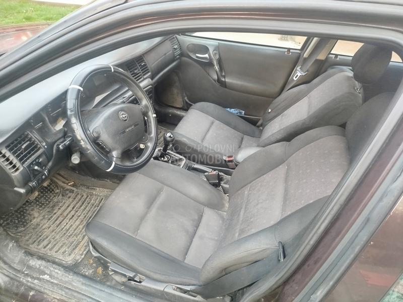 Opel Vectra B 