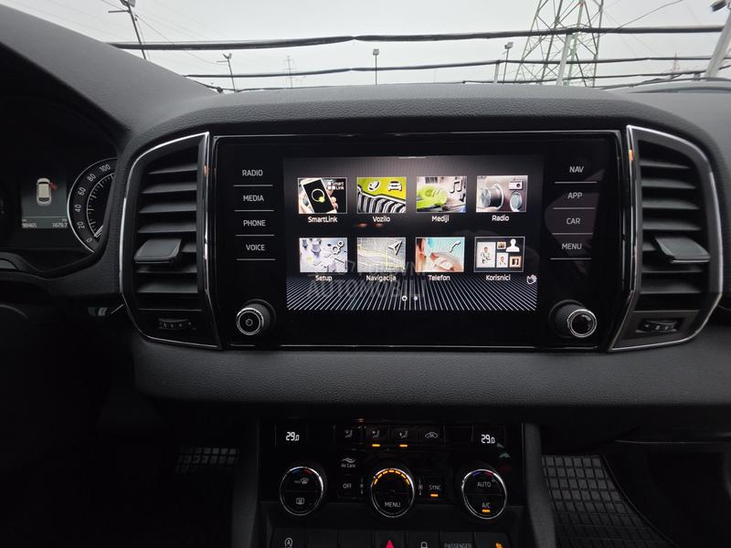 Škoda Karoq 1.5 TSI STYLE DSG