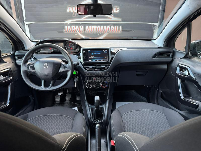 Peugeot 208 1.2 ALLURE