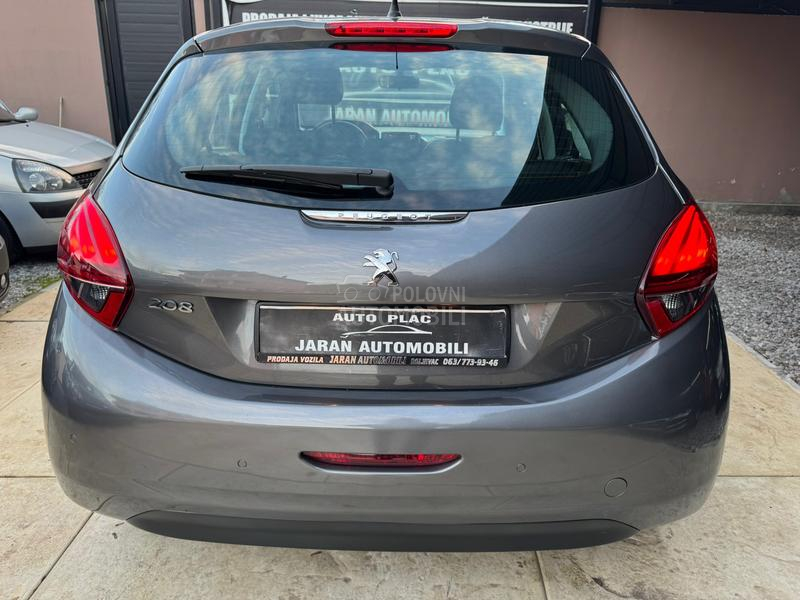 Peugeot 208 1.2 ALLURE