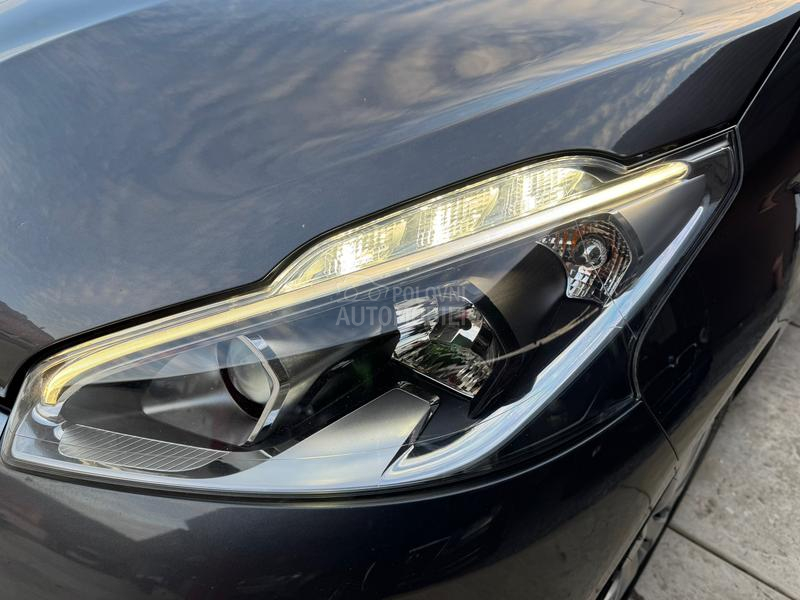 Peugeot 208 1.2 ALLURE