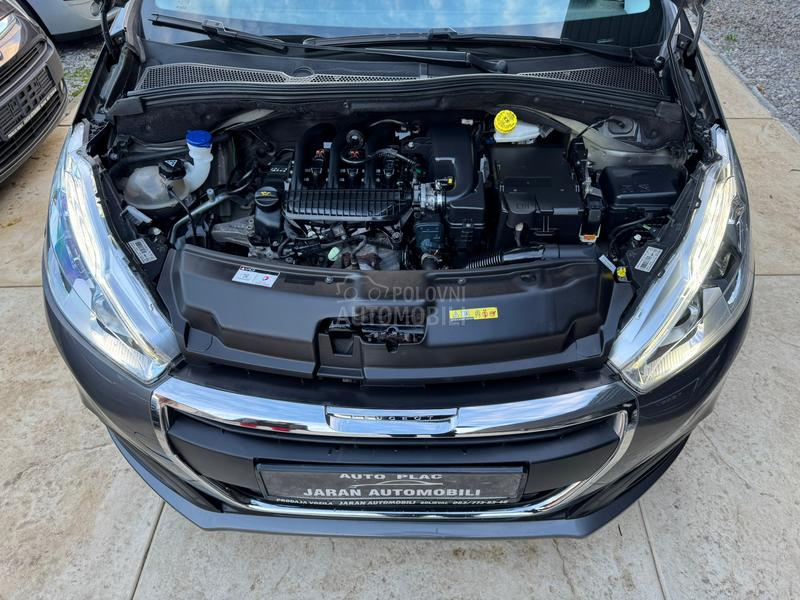 Peugeot 208 1.2 ALLURE